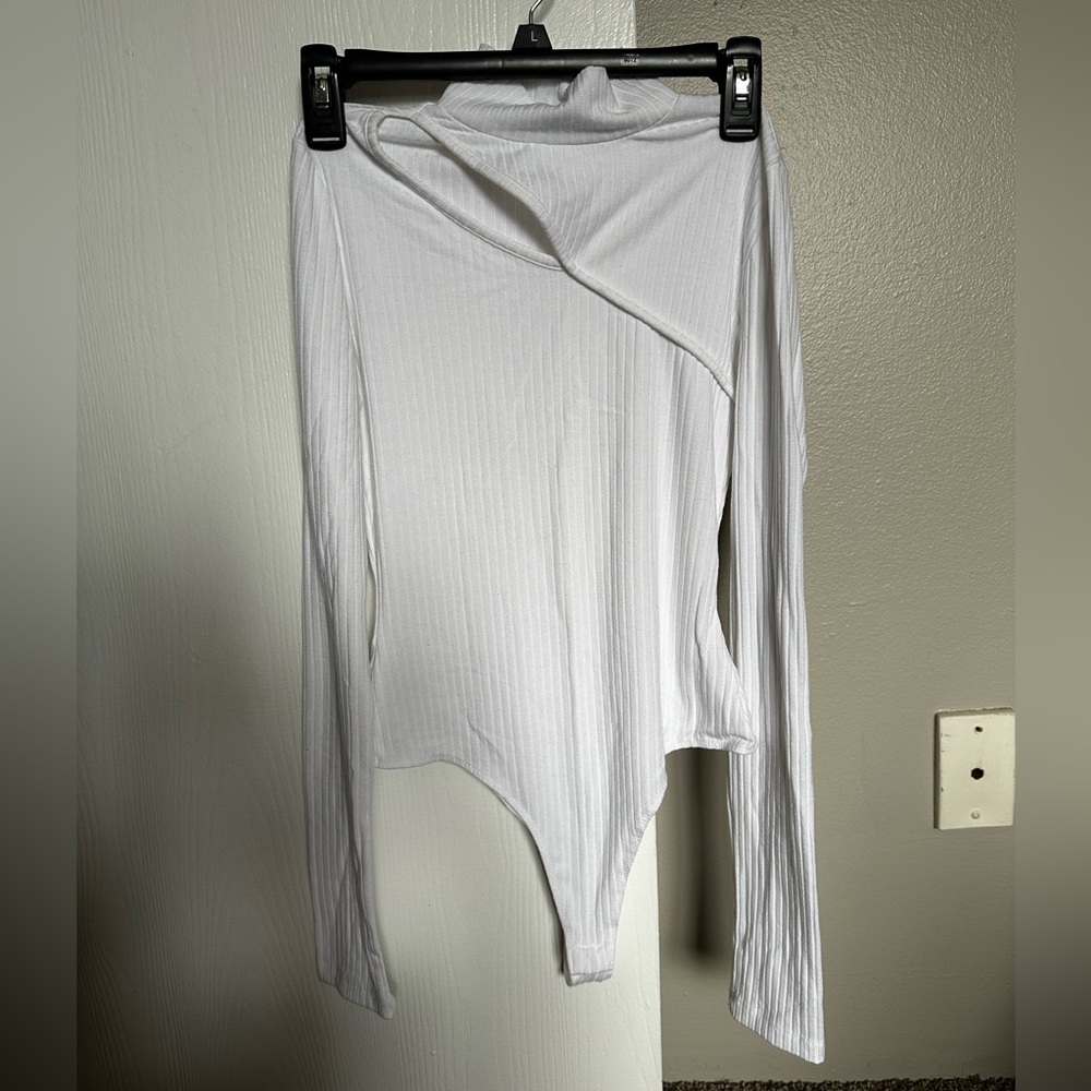 SO White Bodysuit Casual Cut-Out Mockneck